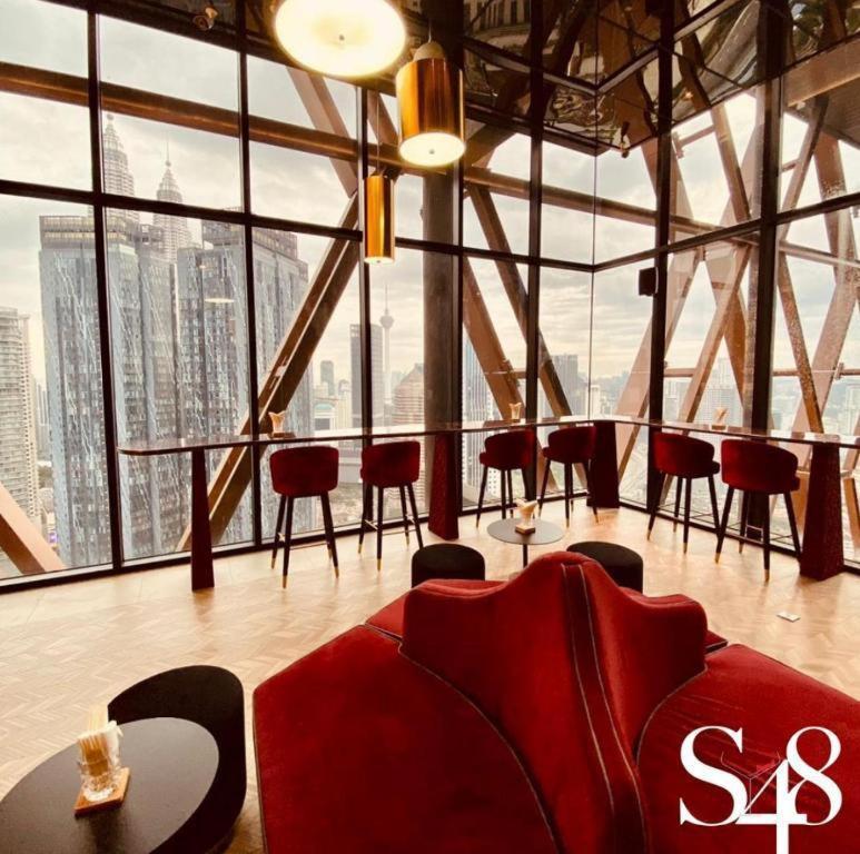 Scarletz Suites Twin Tower Klcc Kuala Lumpur By Okidoki 외부 사진