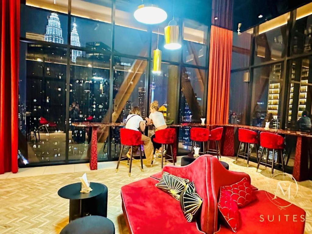 Scarletz Suites Twin Tower Klcc Kuala Lumpur By Okidoki 외부 사진